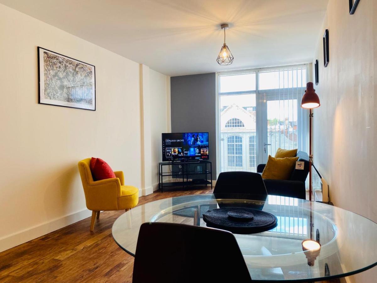 Ur Stay Apartments לייסטר מראה חיצוני תמונה