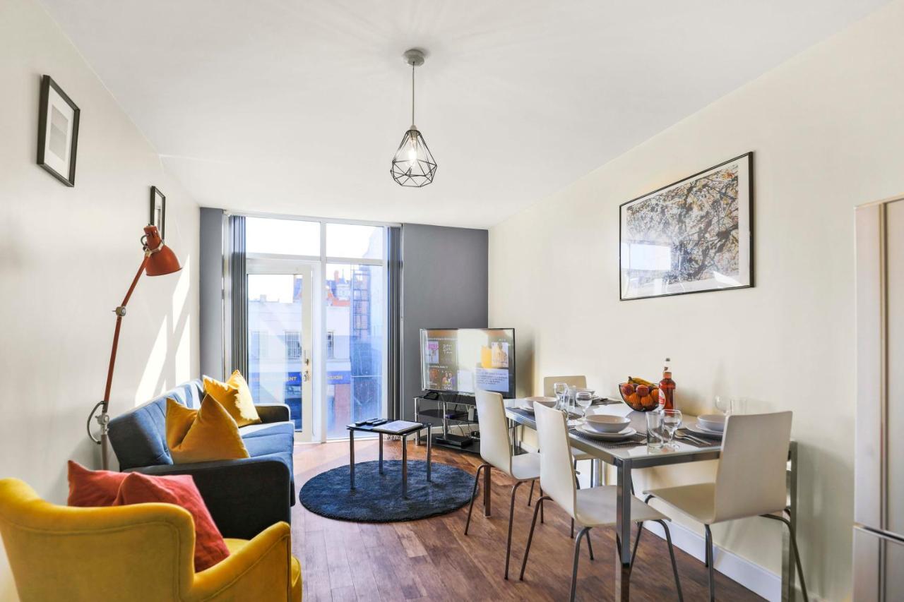 Ur Stay Apartments לייסטר מראה חיצוני תמונה