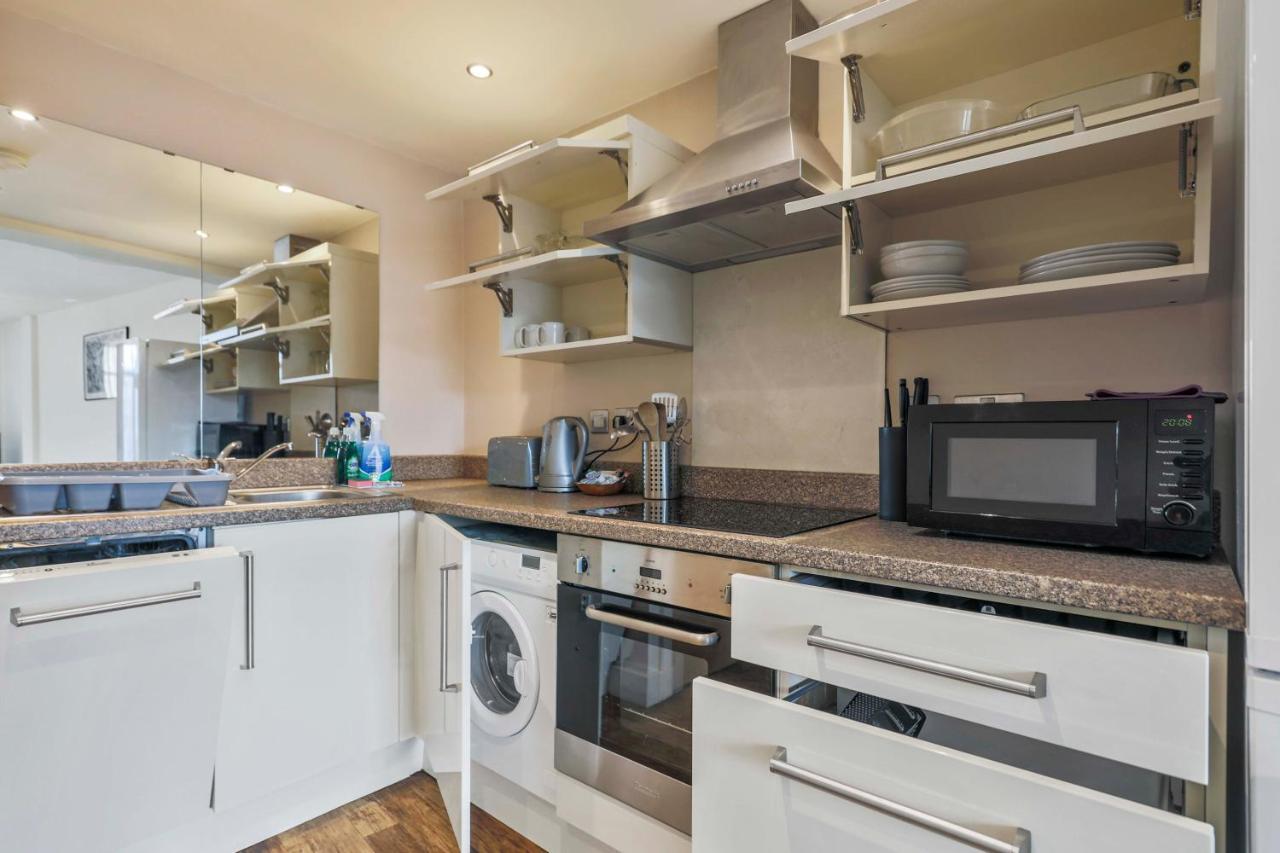 Ur Stay Apartments לייסטר מראה חיצוני תמונה