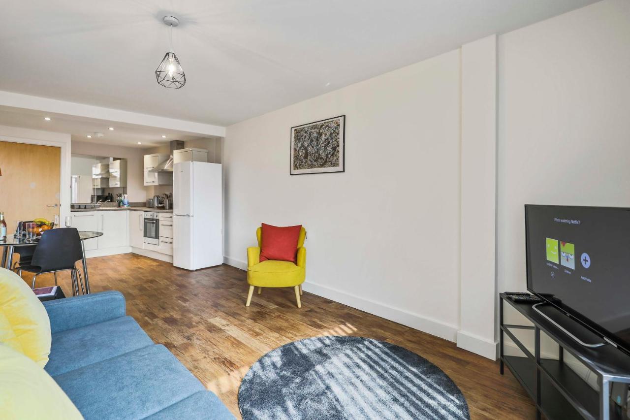 Ur Stay Apartments לייסטר מראה חיצוני תמונה